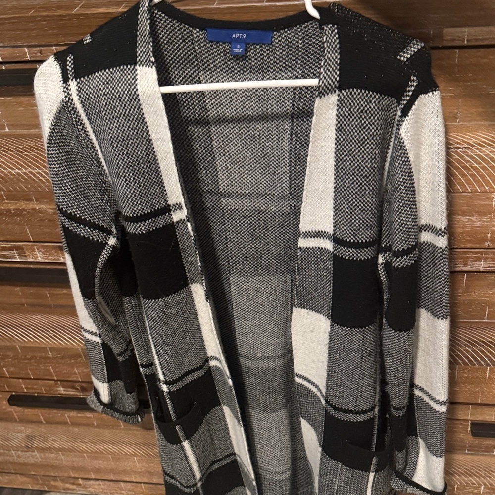 Apt. 9 Black and White Women's Cardigan